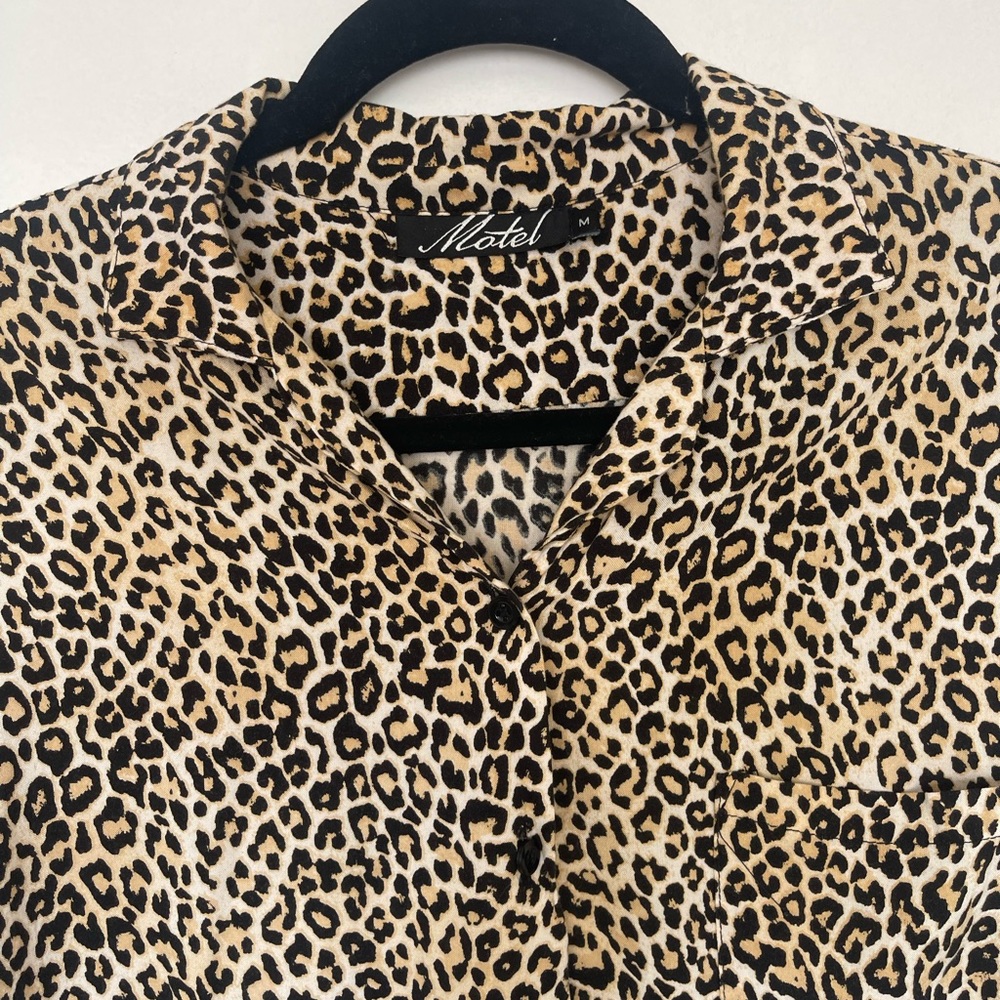 Cheetah button down shirt - Picture 6 of 8